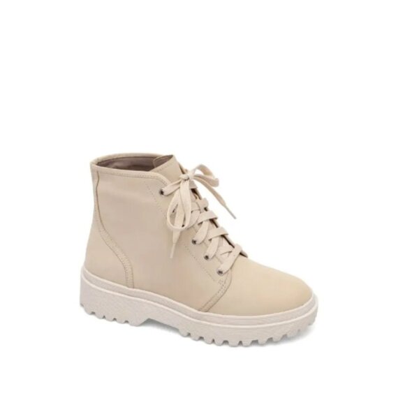 Lisa Vicky Women's  Always Platform Lace Up Boot - 9.5 - Picture 1 of 10